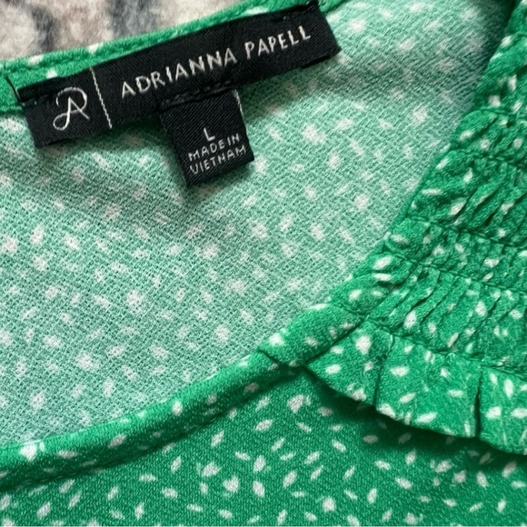 Adrianna Papell Green Pattern Blouse Like New! - Picture 7 of 9